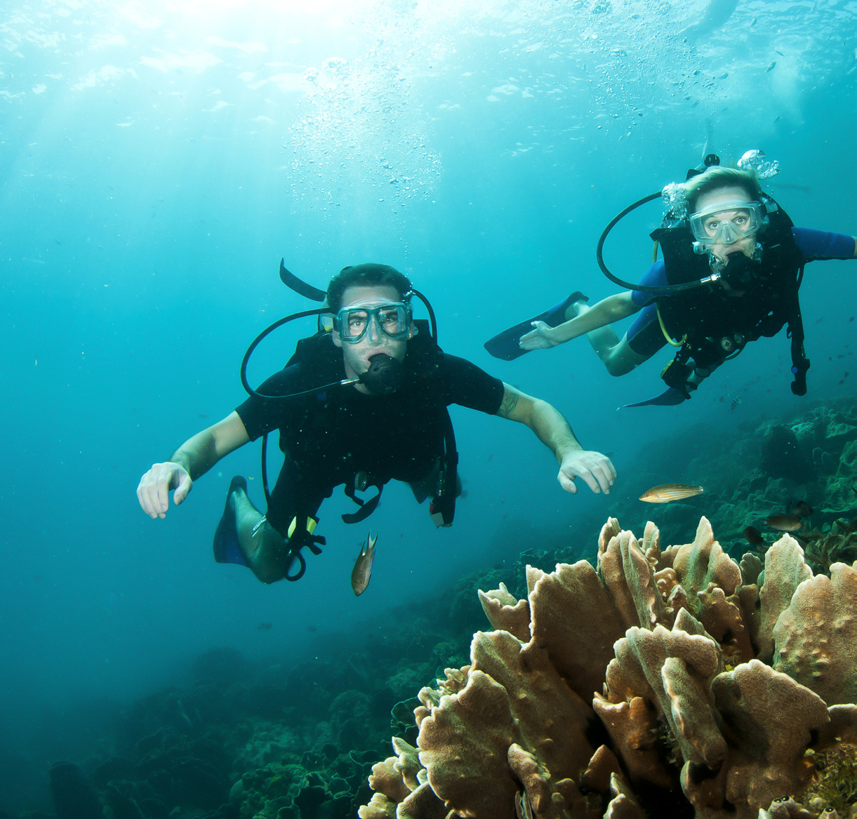 Rescue Diver Το σχολείο είναι σχεδιασμένο για να συμβάλλει στην ανάπτυξη ικανοτήτων έρευνας και διάσωσης του αυτοδύτη και να σας διδάξει πώς να προλαμβάνετε, αποτρέπετε αλλά και να αντιμετωπίζετε