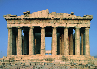 Ο ΚΟΣΜΟΣ ΤΗΣ ΑΡΧΑΙΟΤΗΤΑΣ 29 πράγματι να συνέβη, αλλά το πιθανότερο είναι ότι ο Πυθαγόρας προσδιόρισε τους λόγους των αρμονικών διαστημάτων (πόσες νότες πρέπει να μεσολαβούν ανάμεσα σε δύο νότες για