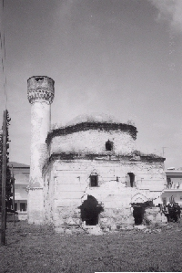 ΓΙΑΝΝΙΤΣΑ: ΠΥΡΓΟΣ ΤΟΥ ΡΟΛΟΓΙΟΥ Πρόκειται για έναν ορθογώνιο Πύργο που ανεγέρθηκε το 1753-1754 από τον Σερίφ Αχμέτ, απόγονο του Γαζή Εβρενός.