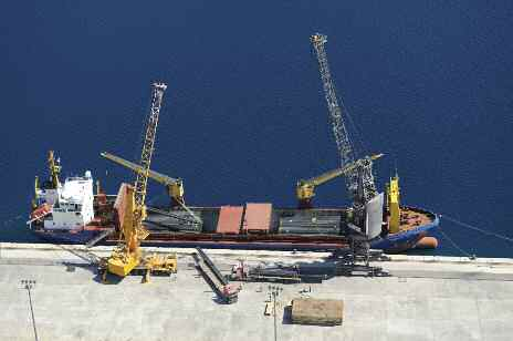 3. Δραστηριότητες Η ΣΩΛΗΝΟΥΡΓΕΙΑ ΚΟΡΙΝΘΟΥ ξεκίνησε τη λειτουργία της το 1969 και μέσα σε τέσσερις δεκαετίες μετεξελίχθηκε σε ένα ισχυρό Όμιλο εταιριών, ο οποίος δραστηριοποιείται στην παραγωγή
