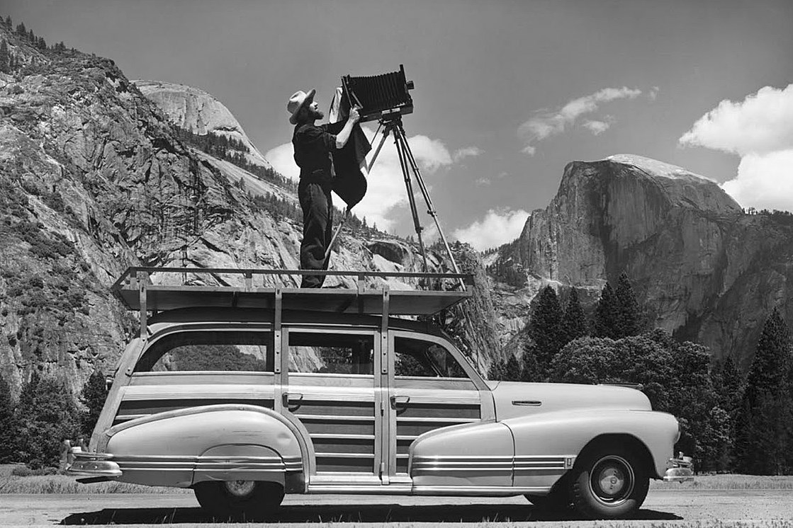 Ansel Adams http://www.masters-of-photography.com/a/adams/adams.html http://www.slideshare.net/13moose77/ansel-adams-18556744 Ο Ansel Adams (1902 1984) ασχολήθηκε με τη φωτογραφία από νεανική ηλικία.