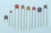 Each drawer clearly labeled Values: µf/50v, µf/0v, µf/250v, 2.2µF/50V, 4.7µF/50V, 4.
