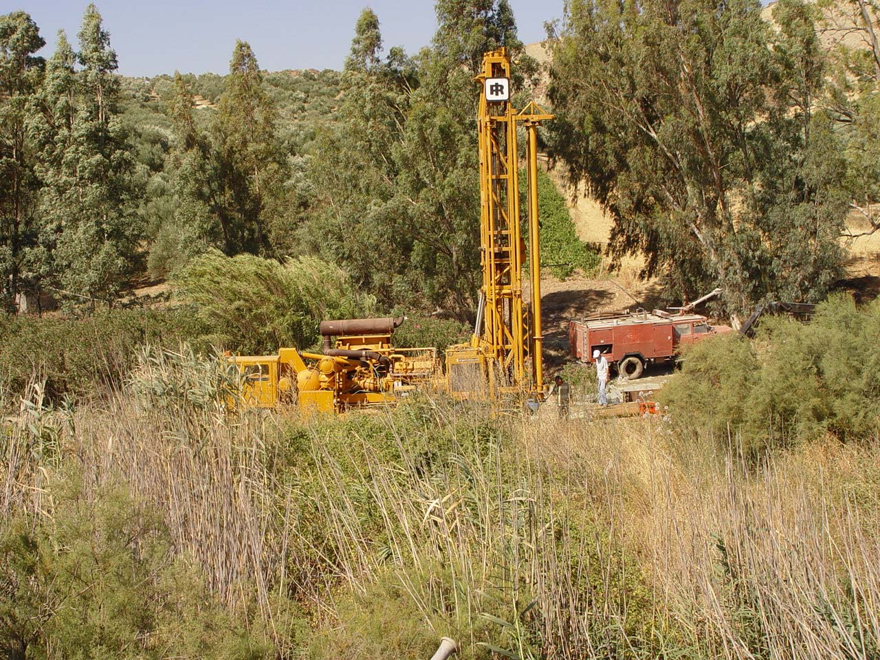 Εικόνα 3.2 : Άποψη της θέσης της πρώτης γεώτρησης ALPHA Γεώτρηση Beta Η δεύτερη γεώτρηση ανοίχθηκε ΝΑ του χωριού Τουρλωτή και είχε βάθος 306 µέτρα.