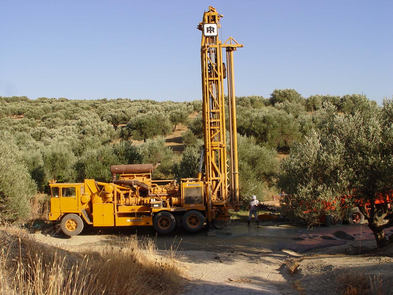 Εικόνα 3.3 : Άποψη της θέσης της δεύτερης γεώτρησης BETA Γεώτρηση Gamma Η τρίτη γεώτρηση πραγµατοποιήθηκε ΒΒΑ του χωριού Καλύβια.