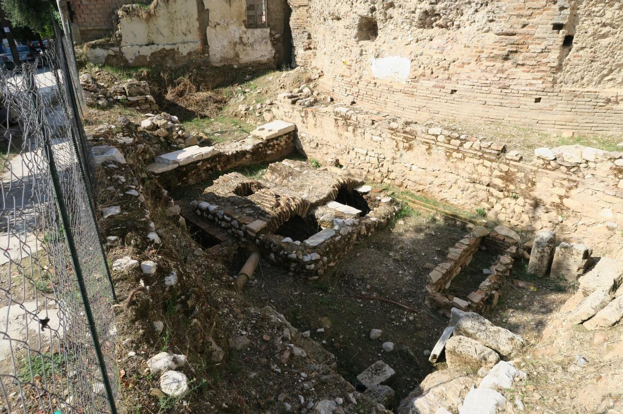 Λόντου 25: κρυπτή στοά Οδός