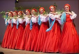 Αυτό θα πρέπει να συμβαίνει με το χορευτικό συγκρότημα Berezka από την Ρωσία που φαίνεται στο σχήμα 23. Το συγκρότημα Berezka ιδρύθηκε το 1948, από τη χορογράφο Nadezhda Nadezhdina.