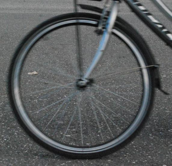 Σχήμα 15. Φωτογραφία ενός τροχού ποδηλάτου που κινείται.