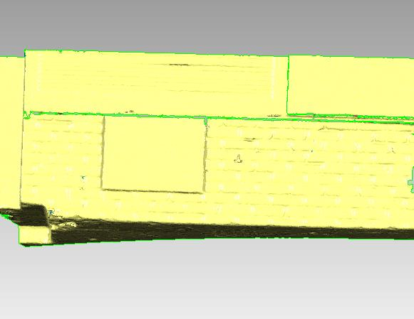 3: (a) The examined wall (b) Modeled surface of the wall at Geomagic software Στην συνέχεια, στην σαρωμένη επιφάνεια προσδιορίσθηκε το μέγεθος