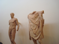 ΤΟ ΜΟΥΣΕΙΟ ΤΩΝ ΕΛΦΩΝ Το Μουσείο των ελφών θεωρείται πως είναι μεταξύ των τριών σπουδαιότερων τοπικής αναφοράς μουσείων στην Ελλάδα, μαζί με αυτά της Ακρόπολης της Αθήνας και του Ηρακλείου στην
