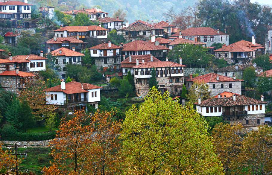 Πρωτομαγιά στον Όλυμπο 3 Ημέρες 1η Ημέρα: 29/04 Αθήνα, Ραψάνη, Λεπτοκαρυά Αναχώρηση από Αθήνα και με ενδιάμεσες στάσεις για ξεκούραση κατευθυνόμαστε σε ένα ορεινό παραδοσιακό χωριό την Ραψάνη, τον