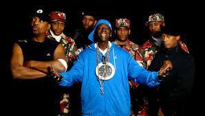 Public Enemy Public Enemy είναι μια αμερικανική χιπ χοπ ομάδα που αποτελείται από τον Chuck D, Flavor Flav, DJ Κυρίου, Η ομάδα S1W, Khari Wynn και ο καθηγητής Griff.