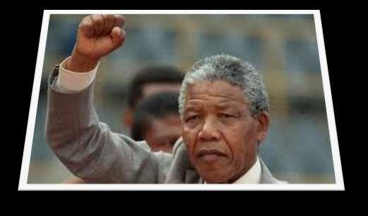 Η ΑΠΕΛΕΥΘΕΡΩΣΗ Ο Νέλσον Μαντέλα αποφυλακίστηκε το Φεβρουάριο του 1990, αφού ο πρόεδρος Φρεντερικ ντε Κλερκ αναγνώρισε το Αφρικανικό Εθνικό Κογκρέσο και ανέστειλε