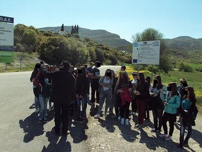 ΕΠΙΠΛΕΟΝ ΠΡΟΤΑΣΕΙΣ Πέρα από την προς υλοποίηση πρόταση για ανάδειξη και αειφορική αξιοποίηση της περιοχής, προτείνονται τα εξής : 1.