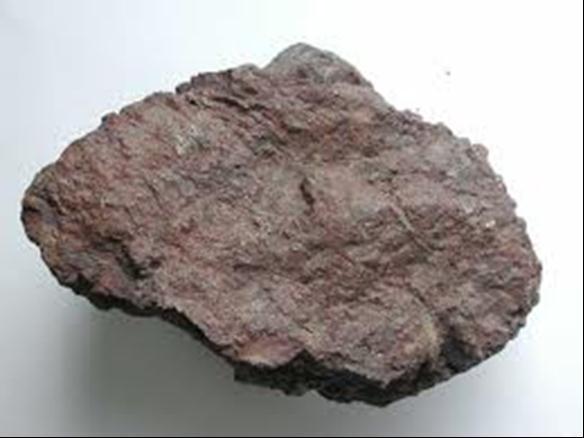 Γενικά ως πετρώματα χαρακτηρίζονται τα υλικά από τα οποία αποτελείται ο στερεός φλοιός της Γης.