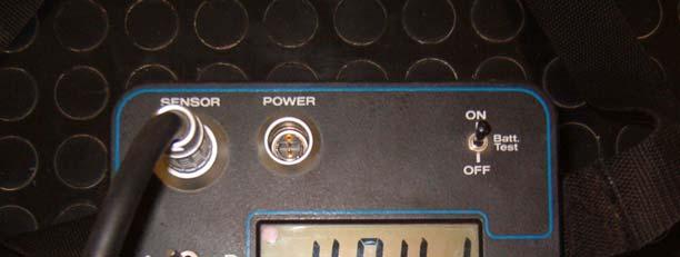 µε επαναφορτιζόµενη µπαταρία 6 Volt.