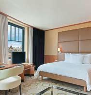 Βαθμολογία Booking 7,4 Novotel Wenceslas Square 4*sup Βρίσκεται στην καρδιά της Πράγας και απέχει 100μ. από τον κόμβο I.P. Pavlova των δημόσιων συγκοινωνιών.