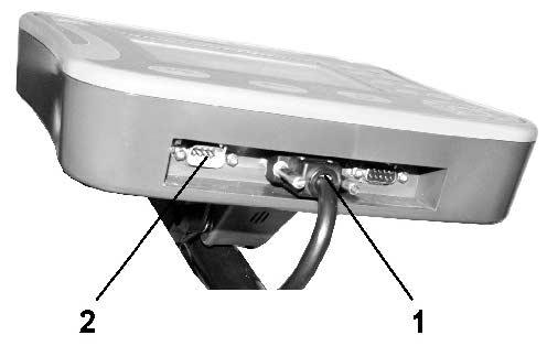 Η απόσταση από τη συσκευή ασυρµάτου ή την κεραία του ασυρµάτου θα πρέπει να είναι τουλάχιστον 1 m. Ο συγκρατητήρας µε τον υπολογιστή (Εικ. 1/2) στερεώνεται στο σωλήνα της κονσόλας.