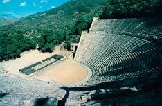 Ποια απάντηση προκύπτει από το λόγο των ιόσκουρων; Ο Χορός συμφωνεί στο εξόδιο άσμα*; Το ίδιο το έργο ποια απάντηση δίνει τελικά; Εσύ, τι σκέφτεσαι; Η