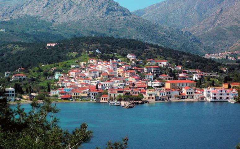 ΤΑ ΚΑΡΔΑΜΥΛΑ ΤΗΣ ΧΙΟΥ Τα Καρδάμυλα της Χίου αναφέρονται σαν οικισμός από την αρχαιότητα και βρίσκονται 30 χλμ ΒΑ της πρωτεύουσας του νησιού.