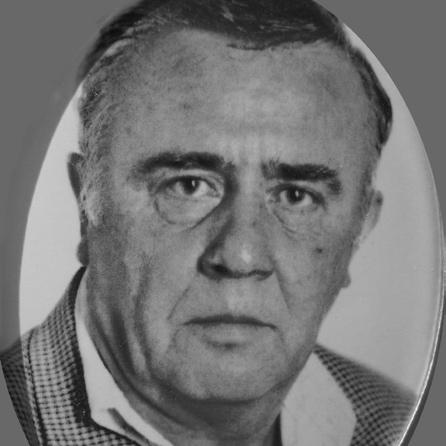 Στην τελευταία του κατοικία τον συνόδευσε η οικογένειά του, συγγενείς, φίλοι και πολλοί χωριανοί. Ας είναι ελαφρύ το χώμα της γενέθλιας γης που τον σκέπασε. Αιωνία η μνήμη του.