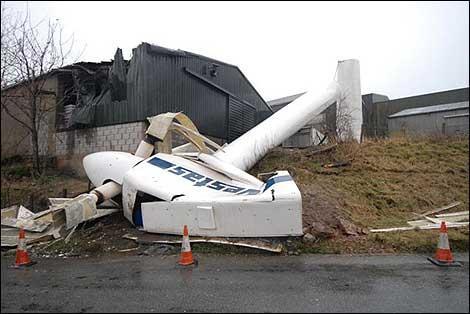 co.uk). Το 2008, στο Hornslet της Δανίας, είχαμε την ολική καταστροφή της ανεμογεννήτριας τύπου Vestas, εξαιτίας της μη λειτουργίας του συστήματος των φρένων.
