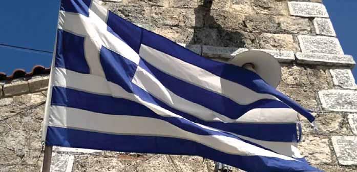 ΑΡΘΡΟ Ο μόνος θεσμός, για τον οποίο αυξήθηκε η εμπιστοσύνη των Ελλήνων είναι οι ιδιωτικές επιχειρήσεις Πόσο θετικά βλέπαμε στρατό, εκκλησία, κόμματα, δικαιοσύνη, ΜΜΕ πριν δεκαπέντε χρόνια και πόσο
