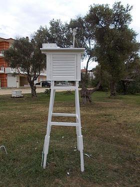 Βαθμονόμηση - Προστασία Σε Υγρό Ψυκτικό ή θερμαντικό σώμα (με αναδευτήρα) Όργανο αναφοράς Υγρό που Δεν προκαλεί χημικές αντιδράσεις Δεν αλλοιώνει τον αισθητήρα Δεν