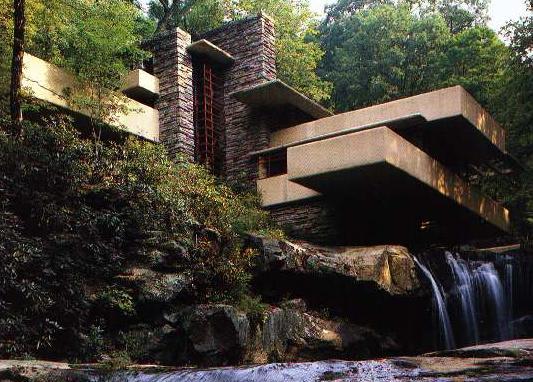 Εικ.9 Άποψη του Fallingwater από τον καταρράκτη 28 4.1. Η ΚΑΤΟΙΚΙΑ KAUFMANN του Frank Lloyd Wright ΤΟ ΚΤΗΡΙΟ ΑΦΟΥΓΚΡΑΖΕΤΑΙ ΤΗ ΦΥΣΗ 4.1.1 ΜΙΑ ΠΡΩΤΗ ΕΙΣΑΓΩΓΗ ΜΕ ΤΟ ΚΤΗΡΙΟ Ένα από τα γνωστότερα παραδείγματα της αρχιτεκτονικής του Wright αποτελεί η κατοικία Kaufmann.