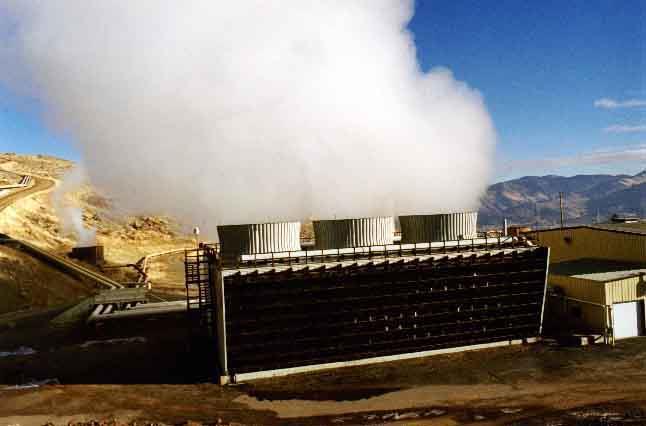Γεωθερμικές μονάδες ταχείας εκτόνωσης-εξάτμισης (flash) Steamboat Springs,