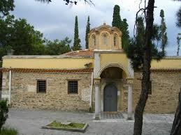 Μονή Βλατάδων H Μονή Βλατάδων ή Βλαττάδων ή Βλατταίων, γνωστή και ως Τσαούς Μοναστήρι, είναι μοναστήρι στην περιοχή της Άνω Πόλης της Θεσσαλονίκης,