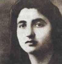 75th AnniversA ry Of t he BA t tle Of Crete 13 Μαρι α Γλυμιδάκη-Μανωλαράκη. Τερψιχόρη Χρυσουλάκη-Βλάχου. Ελένη Μαρκετάκη.