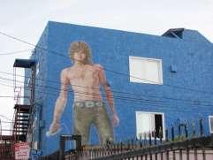 Η Galeria de Arte Urbana είναι μια περιοχή δίπλα στο τελεφερίκ Gloria από την πλατεία Restauradores Square στο κέντρο Bairro Alto ειδικά για street artists.