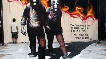 Παράλληλα, οι καλύτεροι Έλληνες street artists, από τα σημαντικότερα graffiti crews, θα δημιουργήσουν και αυτοί τις δικές τους τοιχογραφίες μεγάλων διαστάσεων.