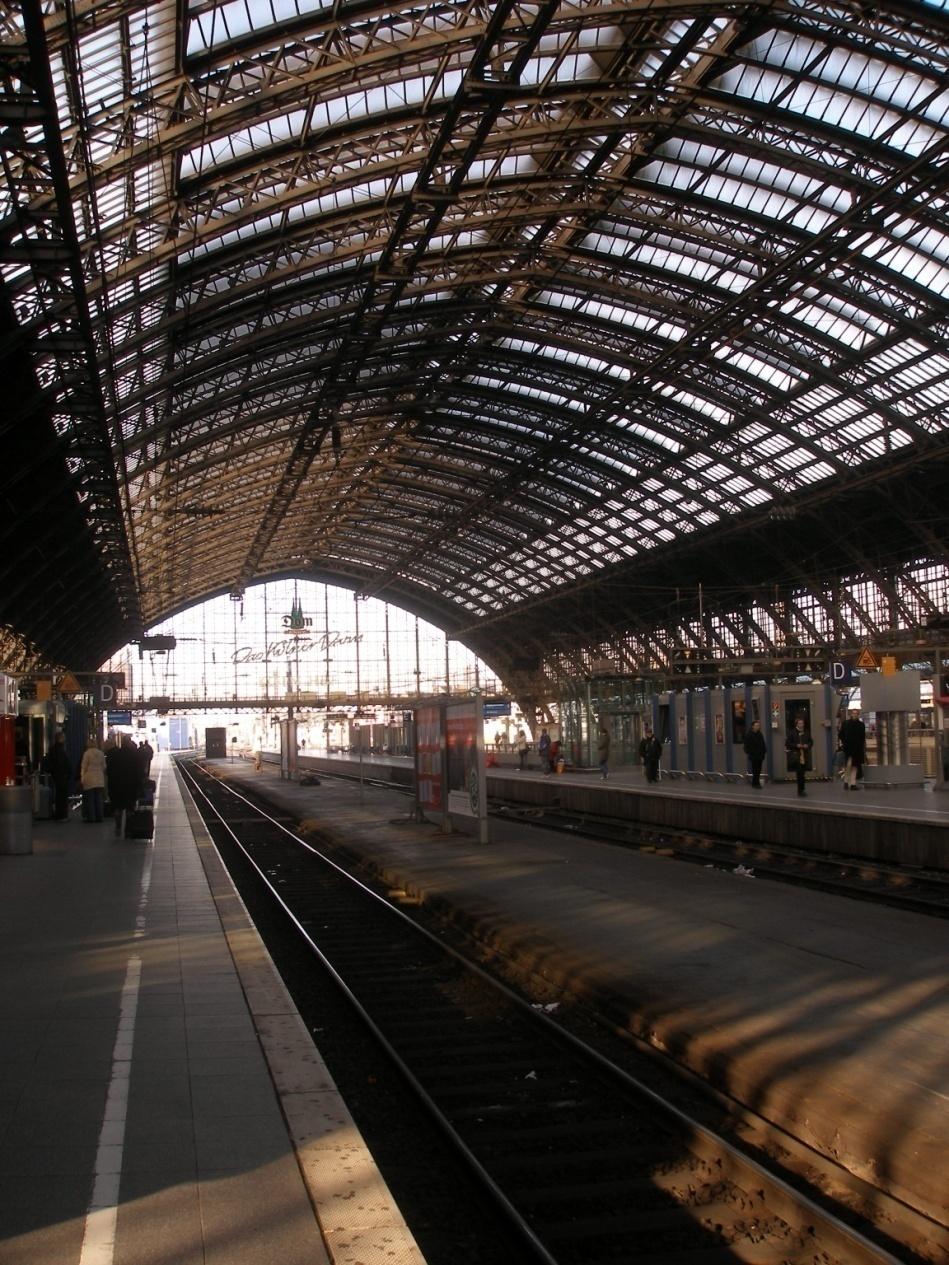 Σιδηροδρομικός σταθμός Κολωνίας