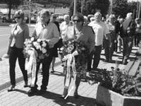 Matice slovenskej Žarnovica, Dobrovoľný hasičský zbor Žarnovica (DHZ) a Základná organizácia Jednoty dôchodcov Slovenska (JDS) v Žarnovici boli oficiálne organizátormi stretnutia pri vatre na vrchu