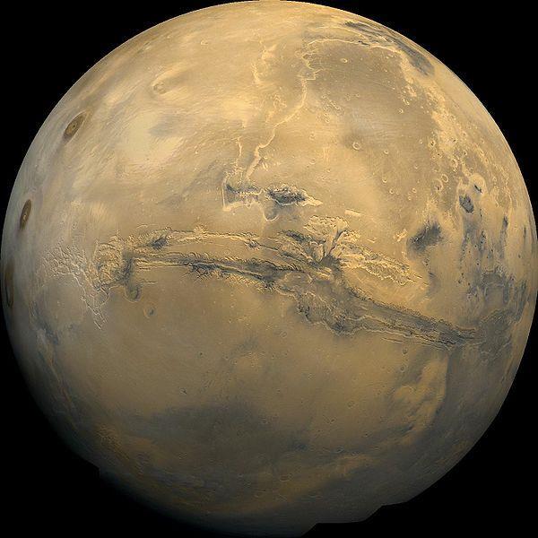 Άρης Ο Άρης είναι ο 4 ος σε απόσταση από τον Ήλιο πλανήτης του ηλιακού μας συστήματος και 2 ος πλησιέστερος στη Γη.