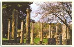 ΑΡΧΑΙΟΛΟΓΙΚΟΣ ΧΩΡΟΣ ΟΛΥΜΠΙΑΣ (Χρονολογία ένταξης 1989) Ο αρχαιολογικός χώρος της Ολυµπίας, σε µια κοιλάδα της Πελοποννήσου, κατοικείται από την προϊστορική