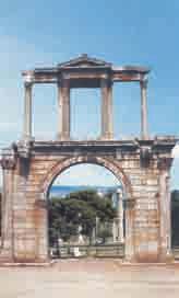 Οι Έλληνες και οι Ρωμαίοι 3. Οι Έλληνες θεοί στο Ρωμαϊκό Πάνθεο 2. Η Πύλη του Αδριανού και στο βάθος ο ναός του Ολυμπίου Διός.