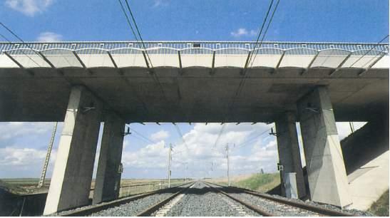 Η Ασφάλεια στα Σιδηροδρομικά Τεχνικά Έργα Τοποθετούνται για την ασφάλεια των σιδηροδρομικών οχημάτων άλλα και των πεζών της γέφυρας και το μήκος εφαρμογής εξαρτάται από την ταχύτητα κίνησης των