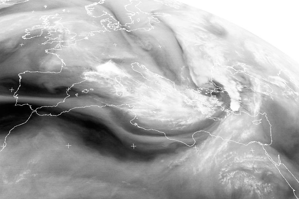 (METEOSAT-7) έρχεται σε πλήρη ταύτιση με τη δυναμική εικόνα που