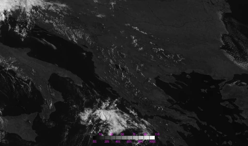 8:00 13:00 α) β) 14:30 17:00 γ) δ) 19:00 21:00 ε) στ) Εικόνα 131: Ορατό κανάλι υψηλής