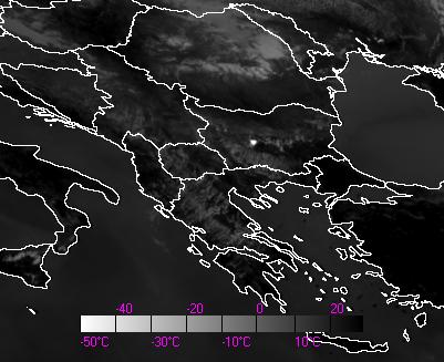 10:00 19:00 γ) δ) Εικόνα 75: Ορατό κανάλι υψηλής ανάλυσης στις α) 8:00 και β)15:00 UTC (τα Cb δείχνονται µε κόκκινα βέλη και τα Cu µε κίτρινα) και υπέρυθρο κανάλι στα 12µm