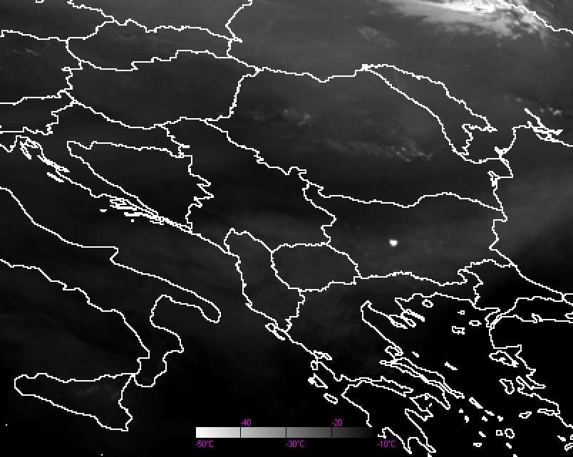 αρκετά για να φτάσουν σε µεγάλο ύψος. Για το λόγο αυτό τα νέφη αυτά δεν γίνονται αντιληπτά στην εικόνα των 6.2 µm.