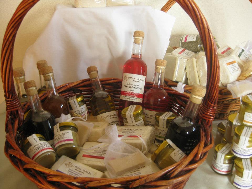 Καλές πρακτικές Η ΚοινΣΕπ ΜΥΓΔΟΝΙΑ www.ksemygdonia.com Λειτουργεί με τον Ν.