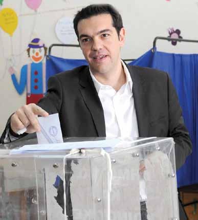 GreekNews INDEPENDENT BI-LINGUAL GREEK-AMERICAN WEEKLY NEWSPAPER - MONDAY ISSUE Volume 10 No 438 Monday, May 7, 2012 Sunday, Μay 13, 2012 Δευτέρα 7 Mαϊου 2012 NYC LI: $1.00 Outside $1.