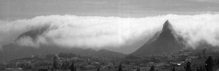 Stratus (St) Αποτελούνται µόνο από