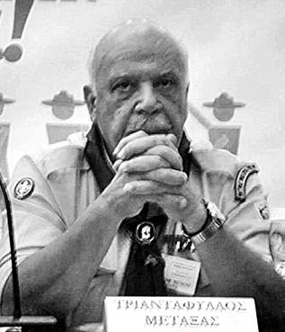 Από το 1984 έως το 2003 προσφέρει τις υπηρεσίες του ως Εφ. κλ. Προσκ, Έφ. Εκπ-σεως και Αναπλ. ΠΕ στην Περιφ. Εφορ. Προσκ. Θεσσαλονίκης καθώς και ως Έφ. κλαδ. Προσκόπων και Έφ.