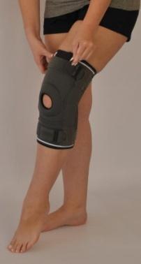 Instructions for use 2S HINGED KNEE BRACE SPECIFICATIONS / INTENDED USE Generally prescribe by orthopedic surgeons or sports physicians for athletes with ligament damage that has been repaired to
