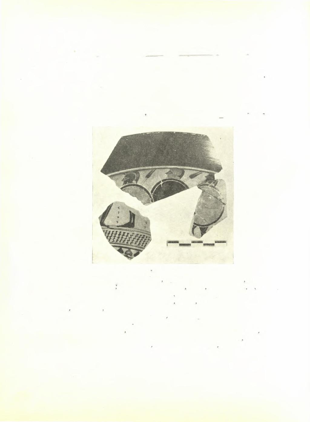 146 Γεωργίου Μπακαλάκη ΑΕ 1938 236 είκ. 20,14. Κάτω άκρα πολεμιστών. IV. Σατυρικοί παραστάσεις. 237-239 εΐκ. 20, ΐ 5. Πρβ. Beazley JHS 1932 (52) σ. 187-188 ΒΟ είκ. 20 εις σελ.