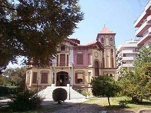 αιώνα (1890) από τον Ντονμέ Μεχμέτ Καπαντζή και σήμερα στεγάζει το Πολιτιστικό Κέντρο Θεσσαλονίκης του Μορφωτικού